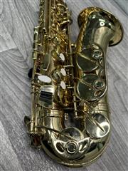 Chateau 0411 Alto Saxophone – w/ Case, Mouthpiece, Neck Strap – Plays Great